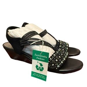Impo Gatrina Black Studded Wedge Sandals – Size 9M – Memory Foam NWT
